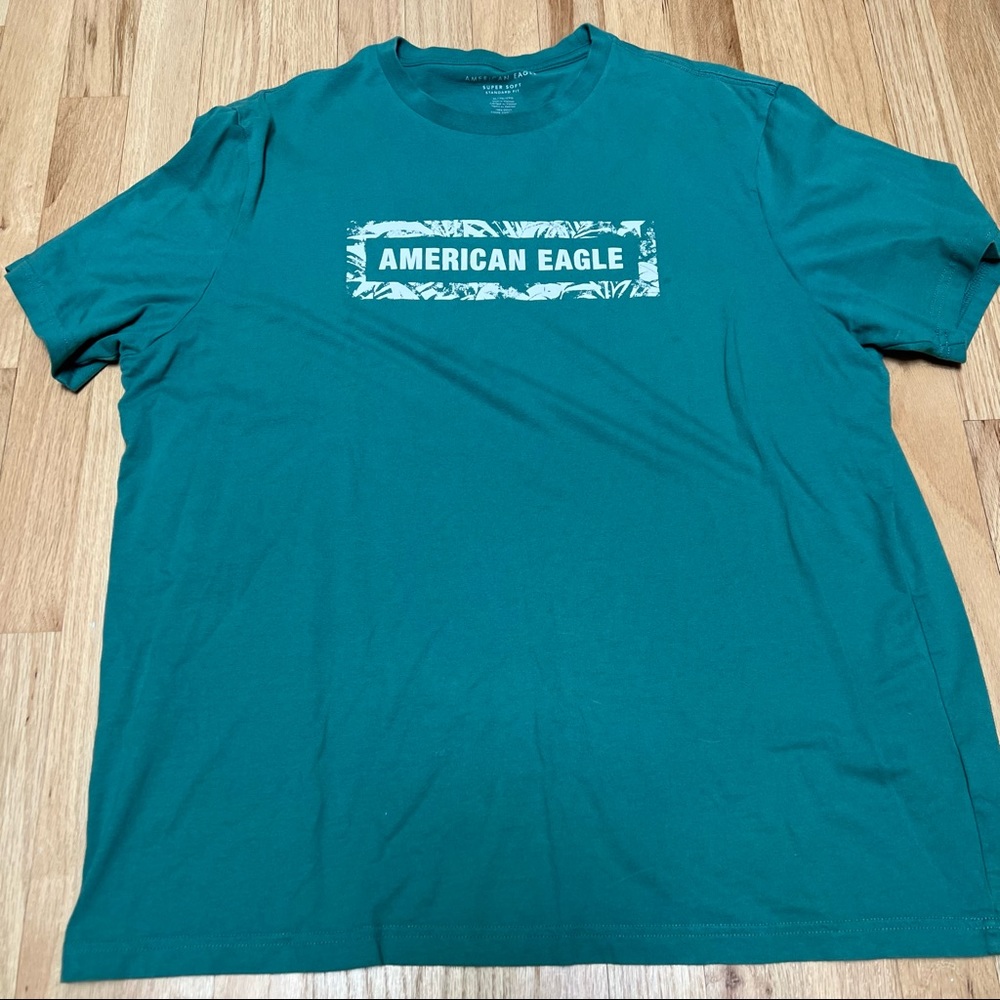 American eagle t shirt